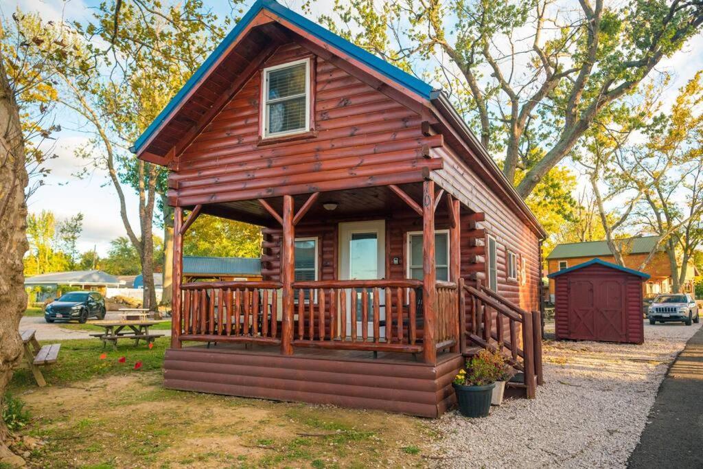 Charming Lakeview Cabin Near Geneva-On-The-Lake! Ashtabula Exterior foto